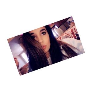 Meet your Posher, Alaina